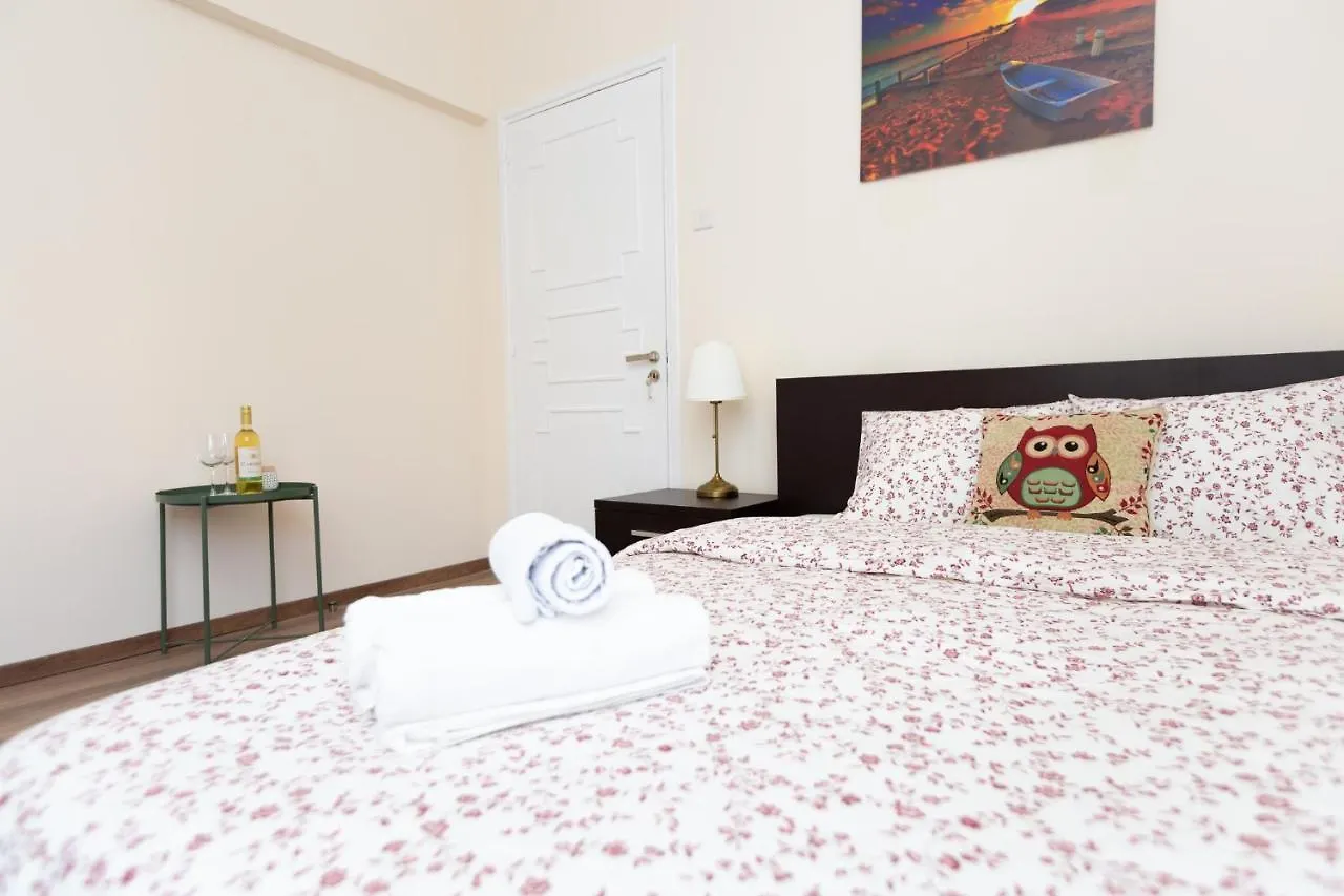 Aladdin'S Hostel Larnaca Chipre
